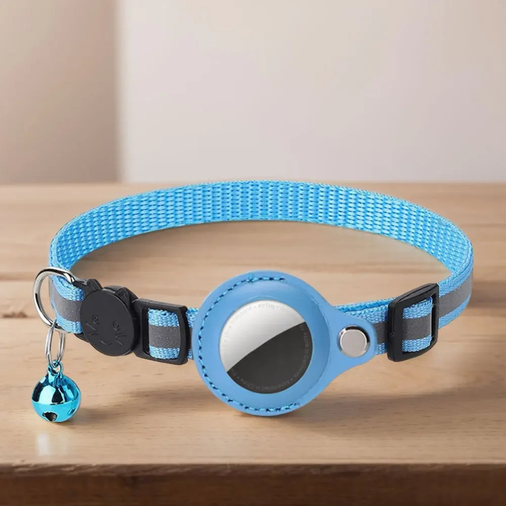 Reflective Cat Collar w/Apple Air Tag Holder Designed for Kitty Safety