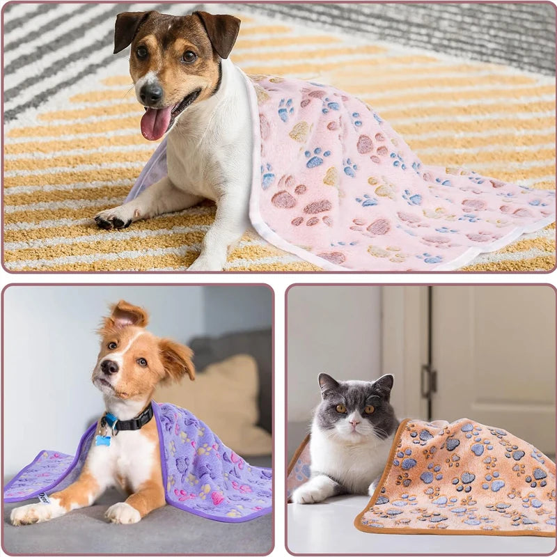 Pet Blanket Cute Dog Paw Print Blanket Pet Mat Warm Comfortable Blanket for Cat Dogs Soft Fluffy Pet Mat Flannel Dog Blankets