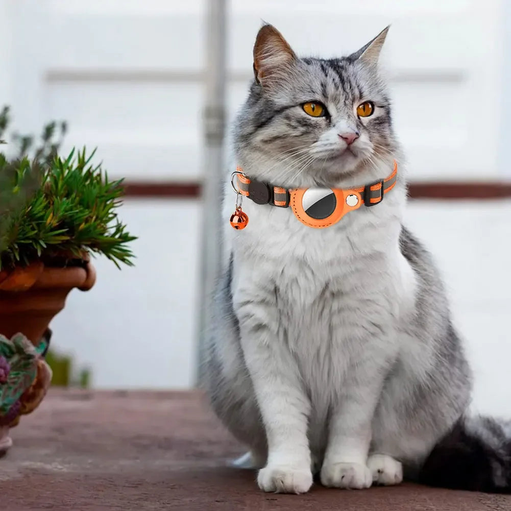 Reflective Cat Collar w/Apple Air Tag Holder Designed for Kitty Safety